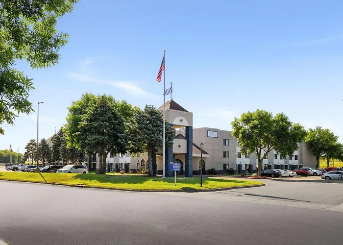 Baymont By Wyndham Shakopee