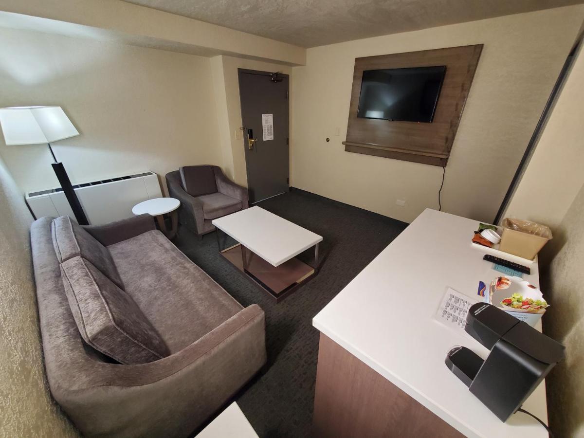 Baymont By Wyndham Hotel