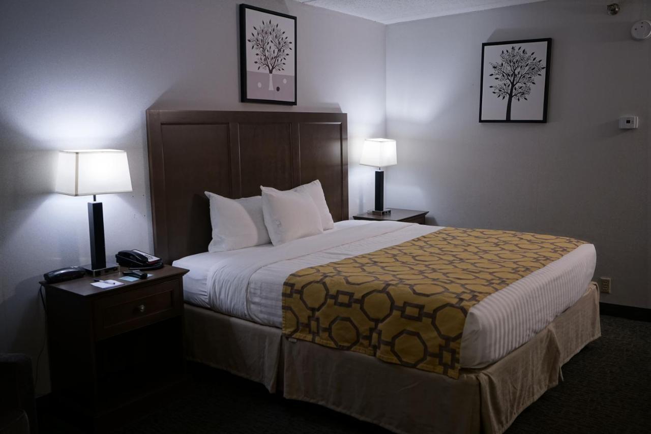 Baymont By Wyndham Hotel