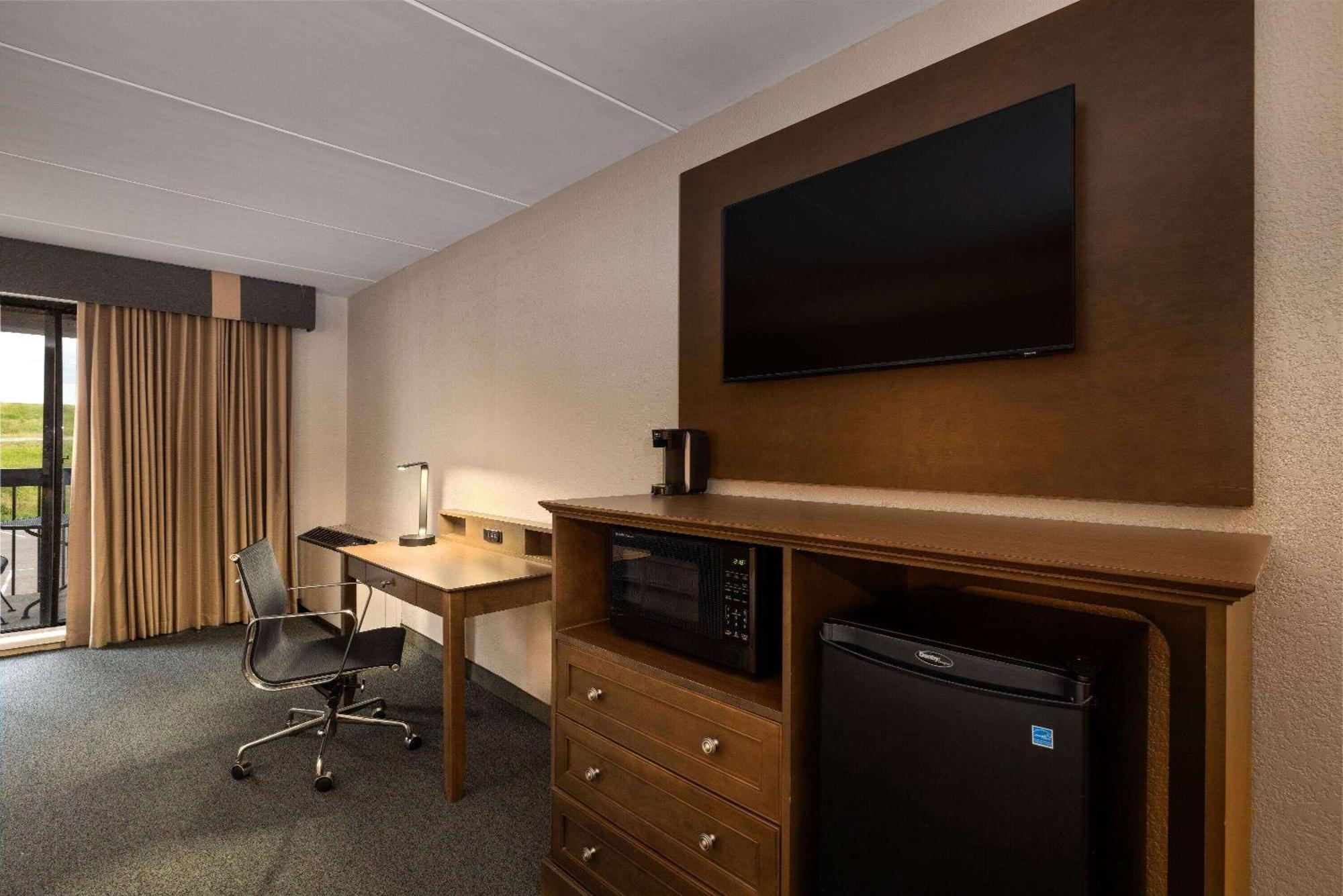 Baymont By Wyndham Hotel Shakopee