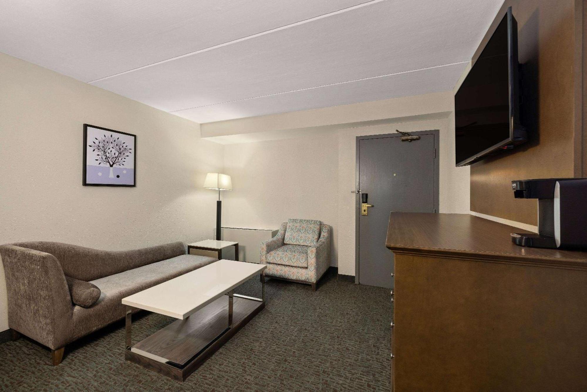 Hotel Baymont By Wyndham 3*